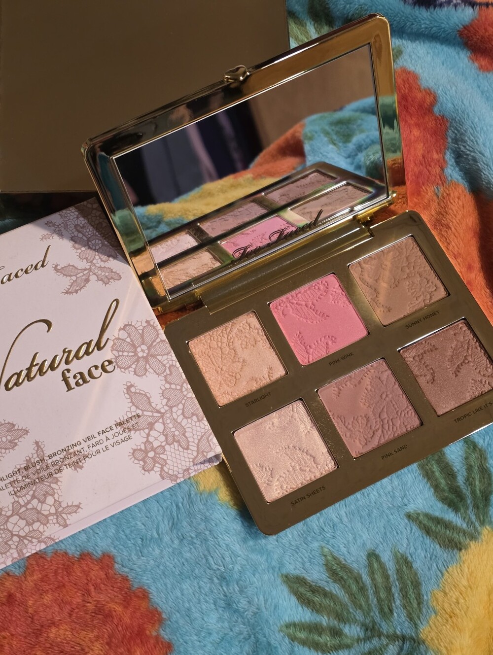 Too Faced Natural Face Palette Highlighter Blush Bronzer